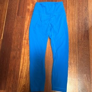 Poolside lululemon size 4 fits like a 2